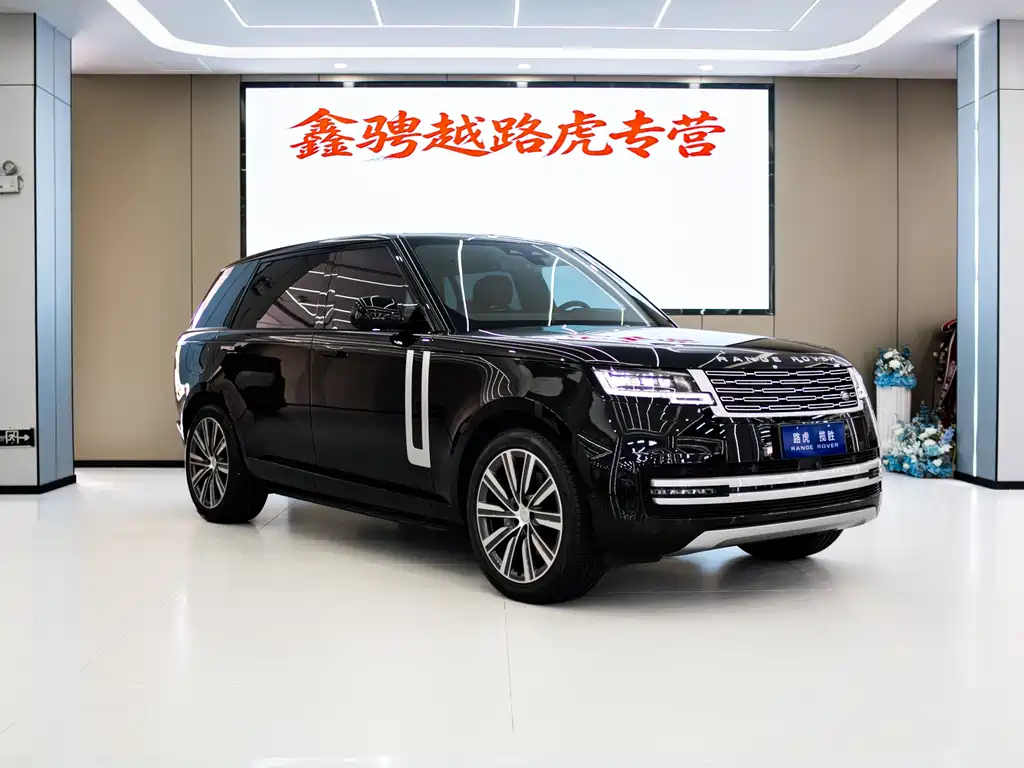 Land Rover Range Rover 2025 3.0 L6 400PS Long Wheelbase