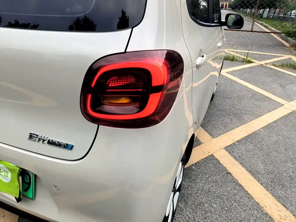 Wuling Mini EV MINIEV 2025