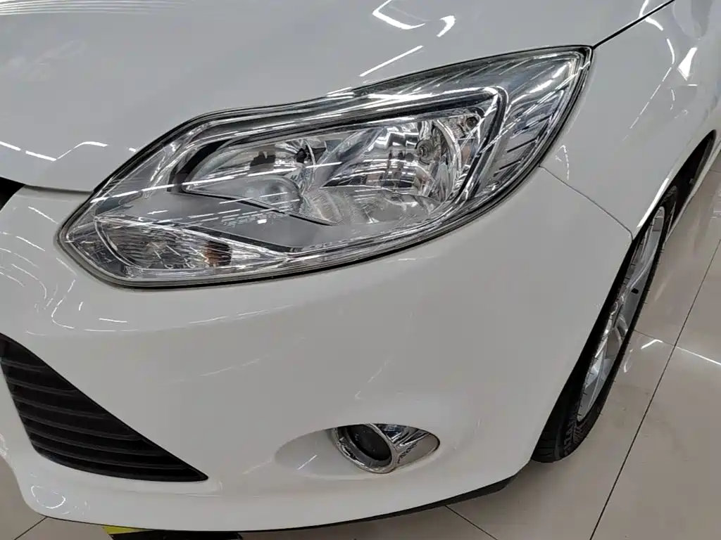 Ford Focus — миниатюра 24