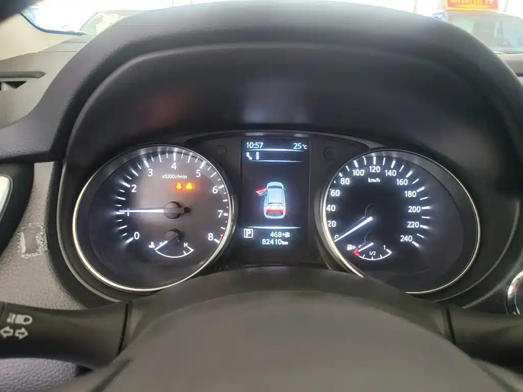 Nissan Qashqai — миниатюра 12