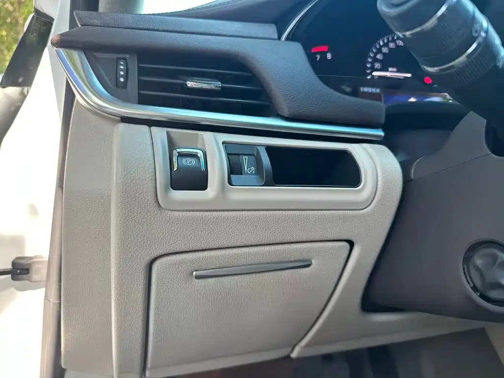 Cadillac XTS — миниатюра 19