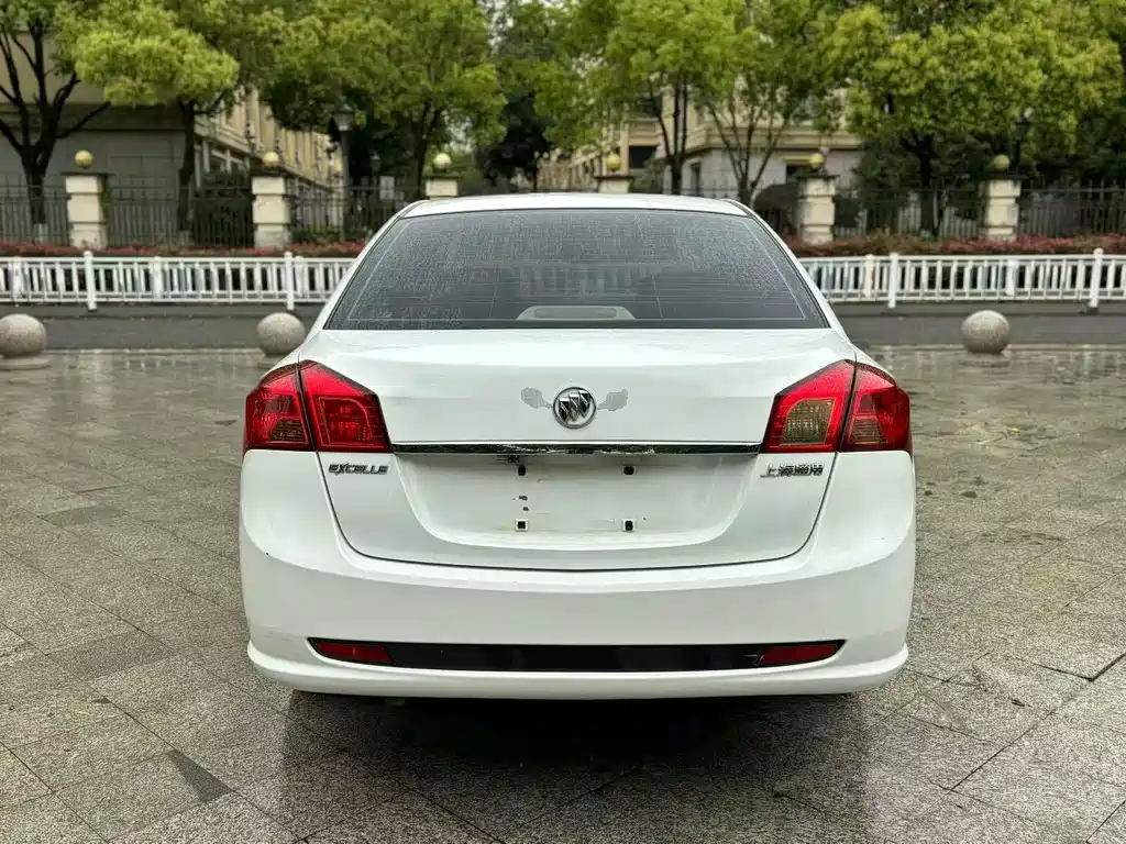 Buick Excelle — миниатюра 8