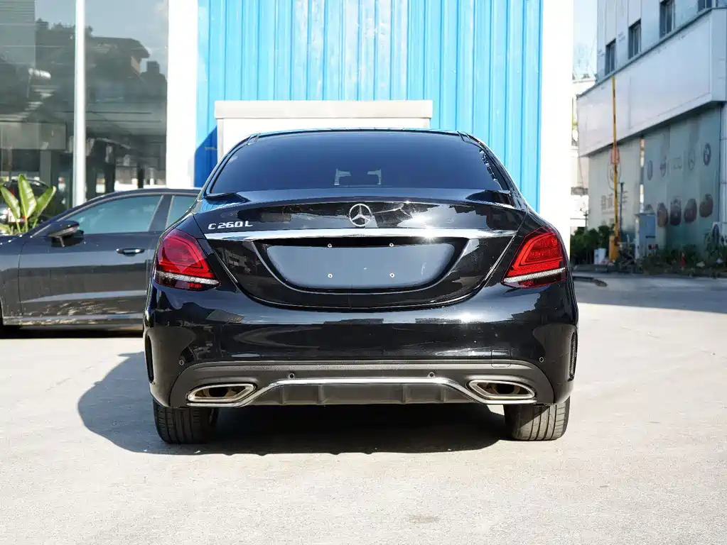 Mercedes-Benz C-Class — миниатюра 7