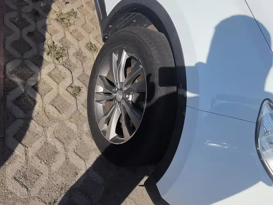 Geely Boyue — миниатюра 6
