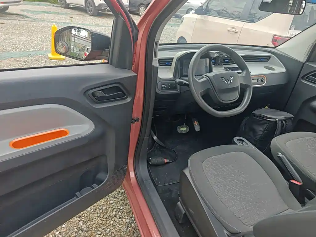 Wuling MINIEV — миниатюра 16