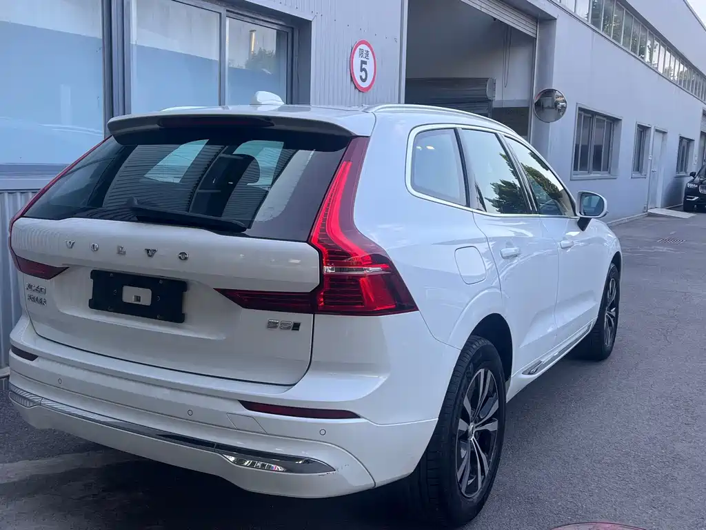 Volvo XC60 — миниатюра 6