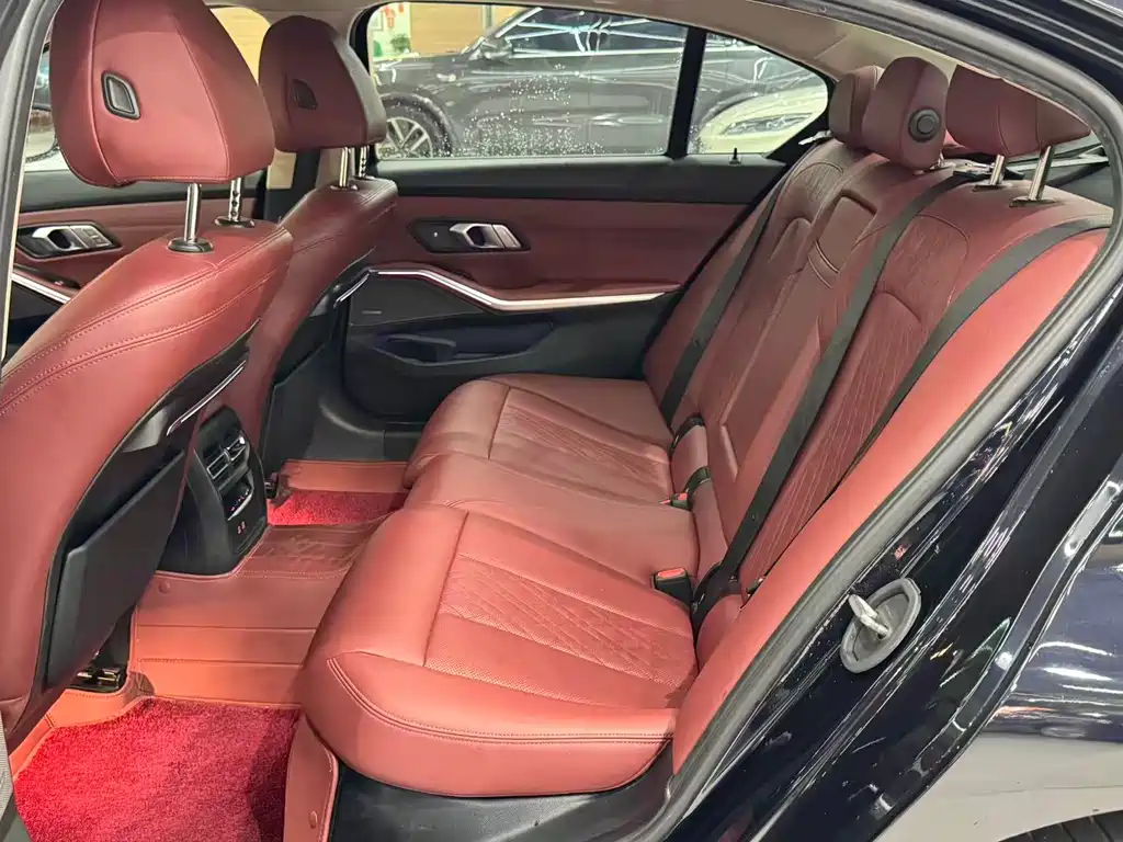BMW 3 Series — миниатюра 12