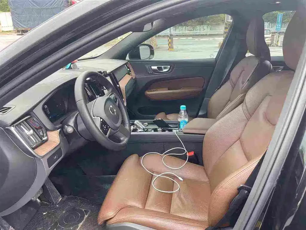Volvo XC60 — миниатюра 3