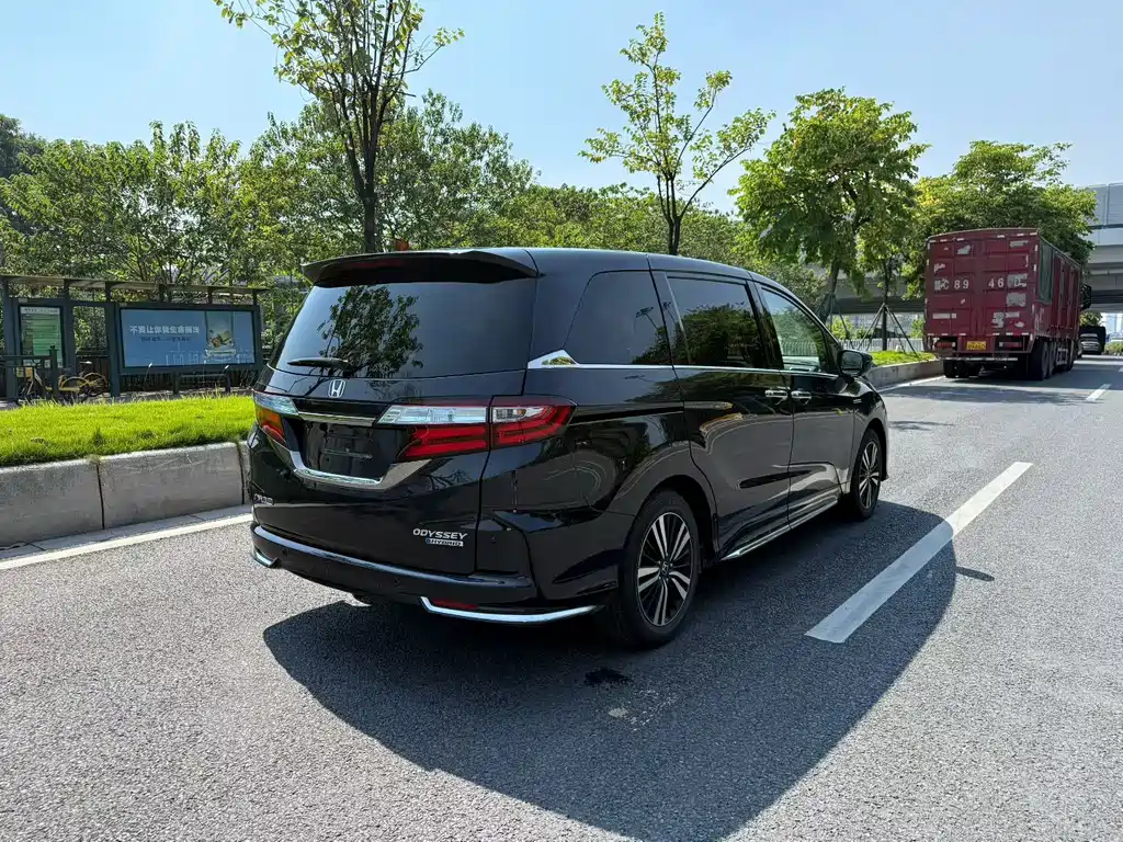 Honda Odyssey — миниатюра 3