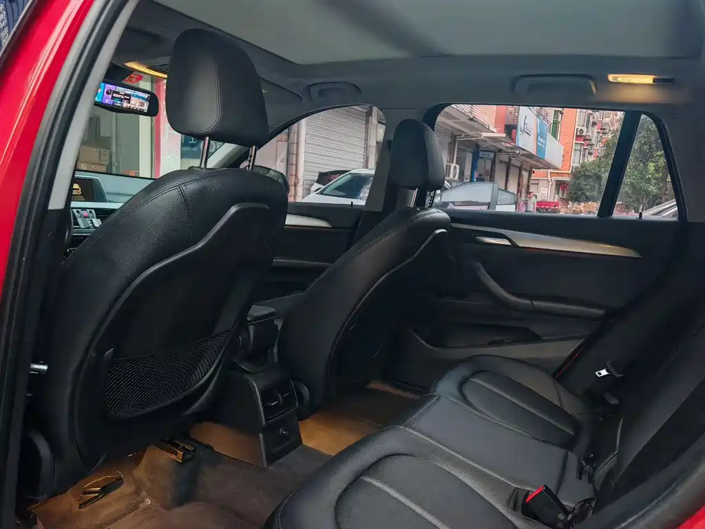 BMW X1 — миниатюра 8