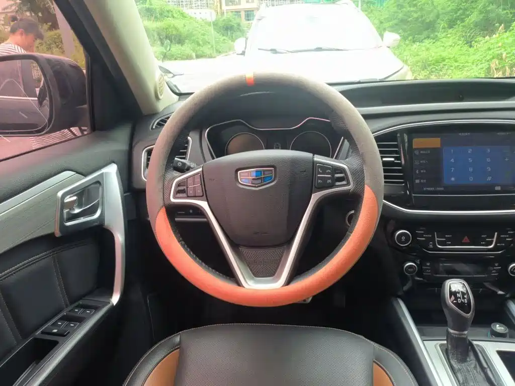 Geely Vision X6 — миниатюра 11