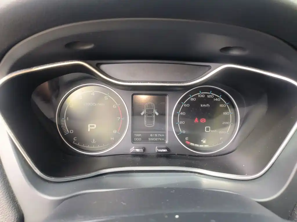 Geely Vision X6 — миниатюра 12