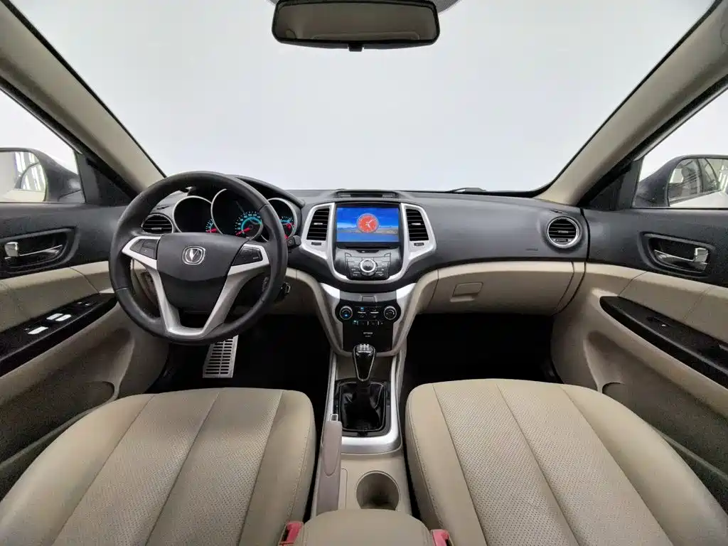 Changan Eado — миниатюра 5