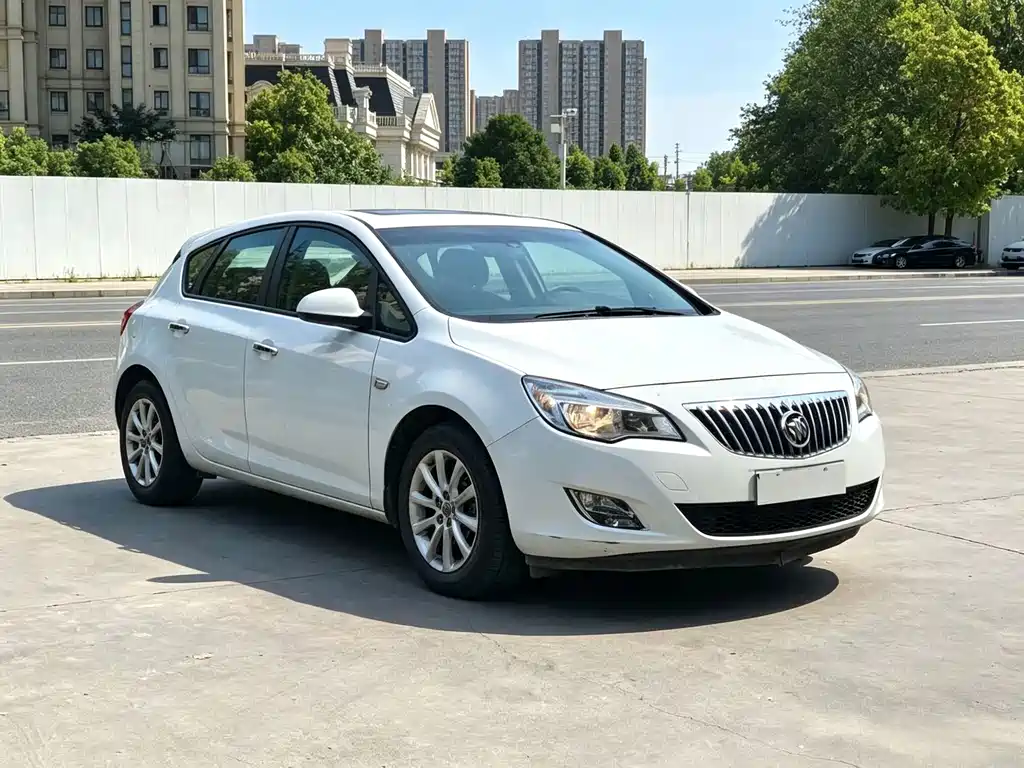 Buick Excelle — миниатюра 3