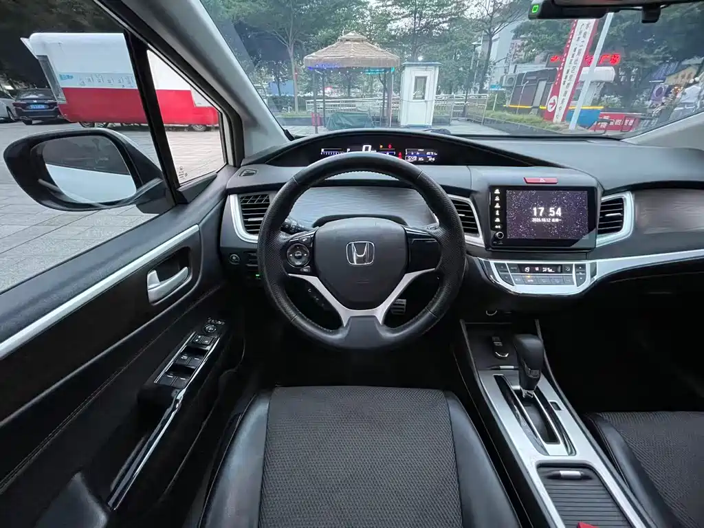 Honda Jade — миниатюра 7