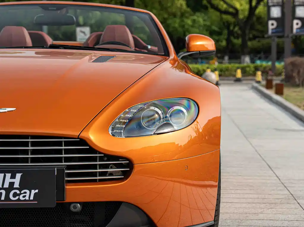 Aston Martin V8 Vantage 2012 4.7L S Roadster