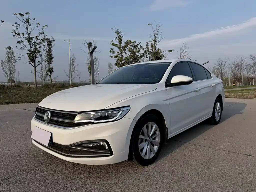 Volkswagen Bora 2021