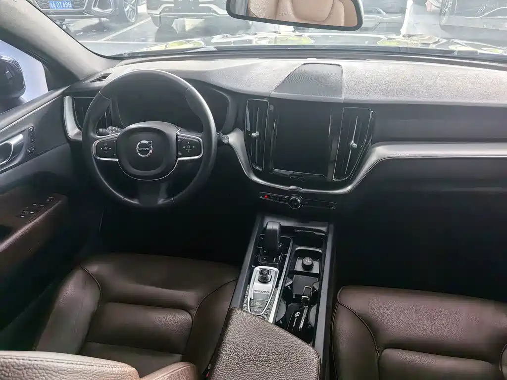 Volvo XC60 — миниатюра 4