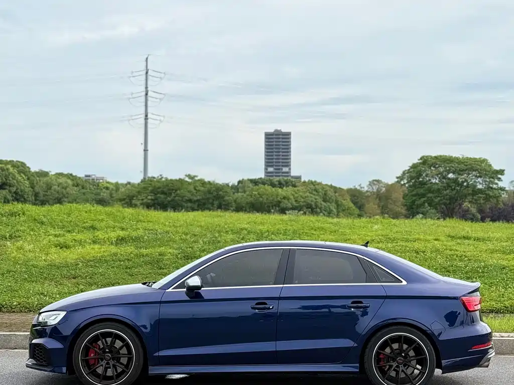 Audi S3 — миниатюра 6