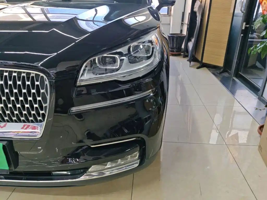 Lincoln Aviator — миниатюра 24