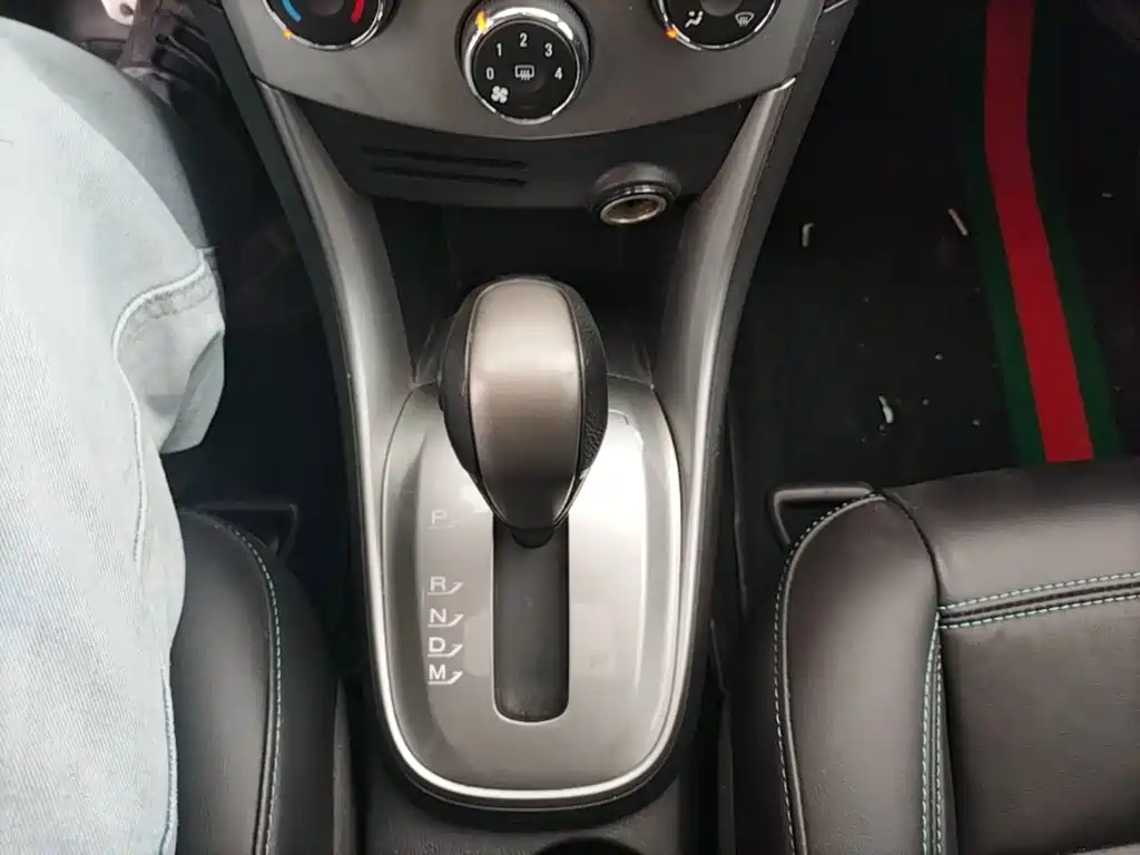 Chevrolet Trax — миниатюра 14
