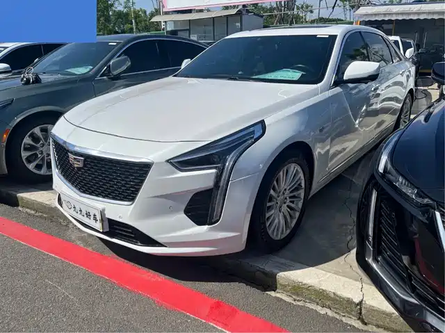 CADILLAC  CT6