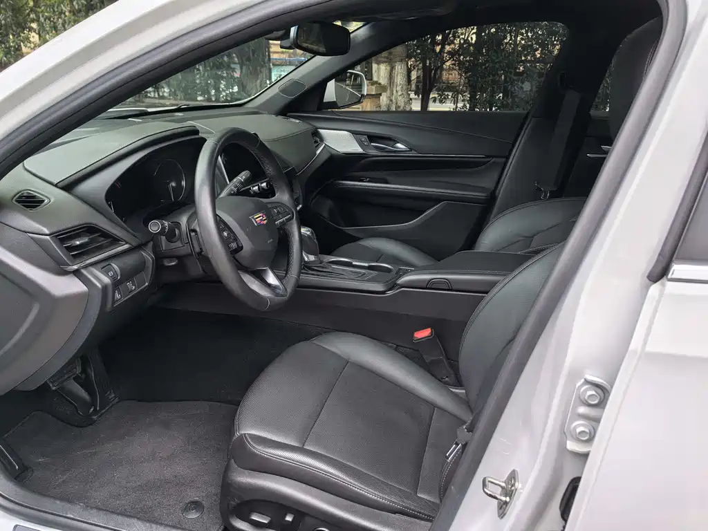 Cadillac CT4 2021 28T Luxury