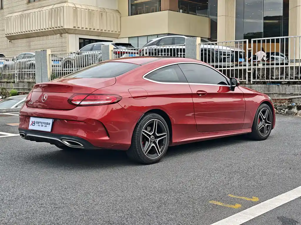 Mercedes-Benz C-Class (Import) — миниатюра 16