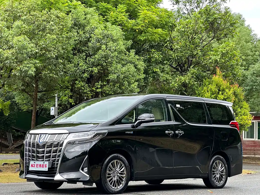 Toyota Alphard 2021
