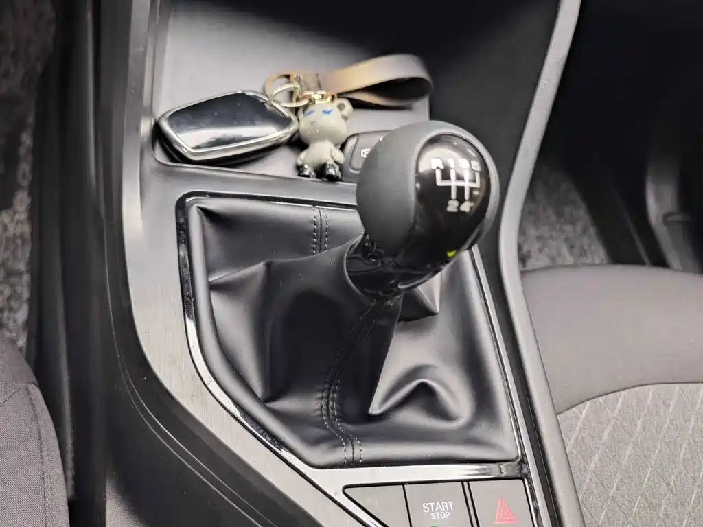 Roewe i5 — миниатюра 9