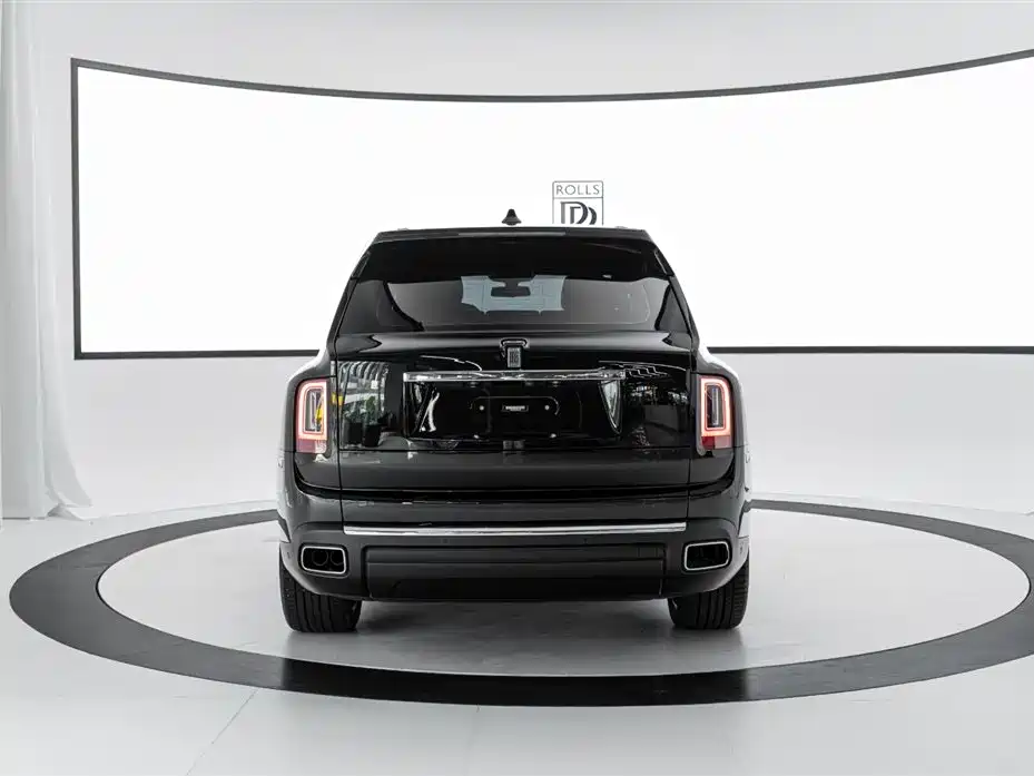 ROLLS-ROYCE CULLINAN