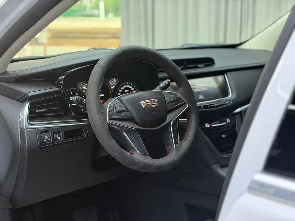 Cadillac XT5 — миниатюра 13