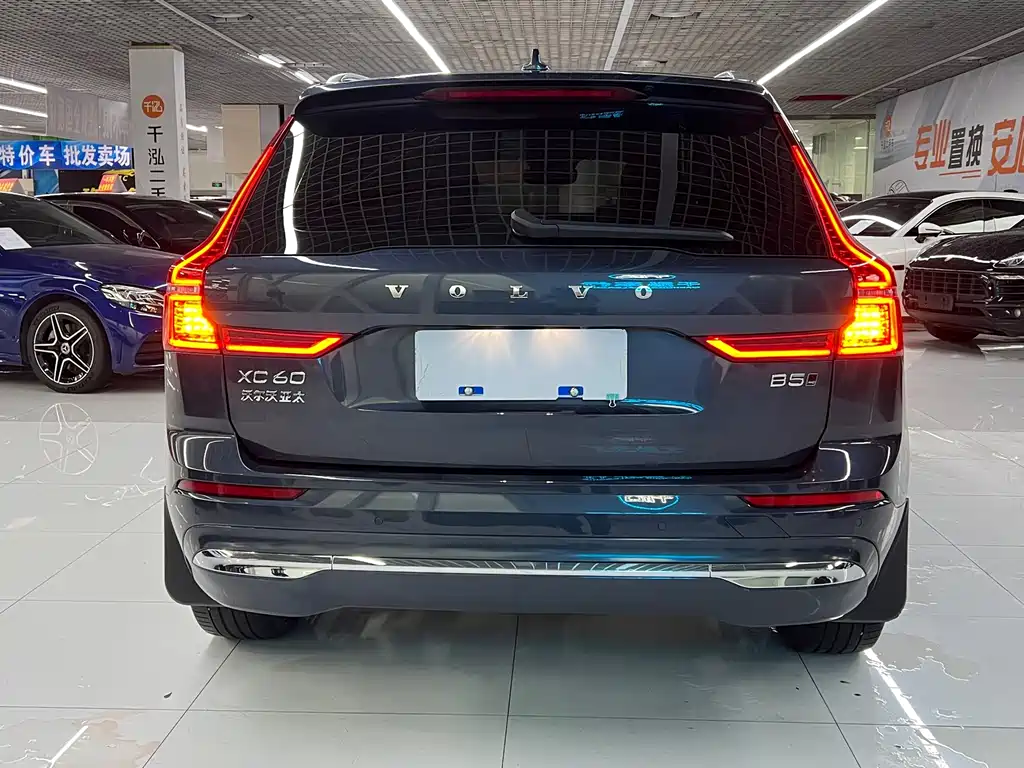 Volvo XC60 — миниатюра 6