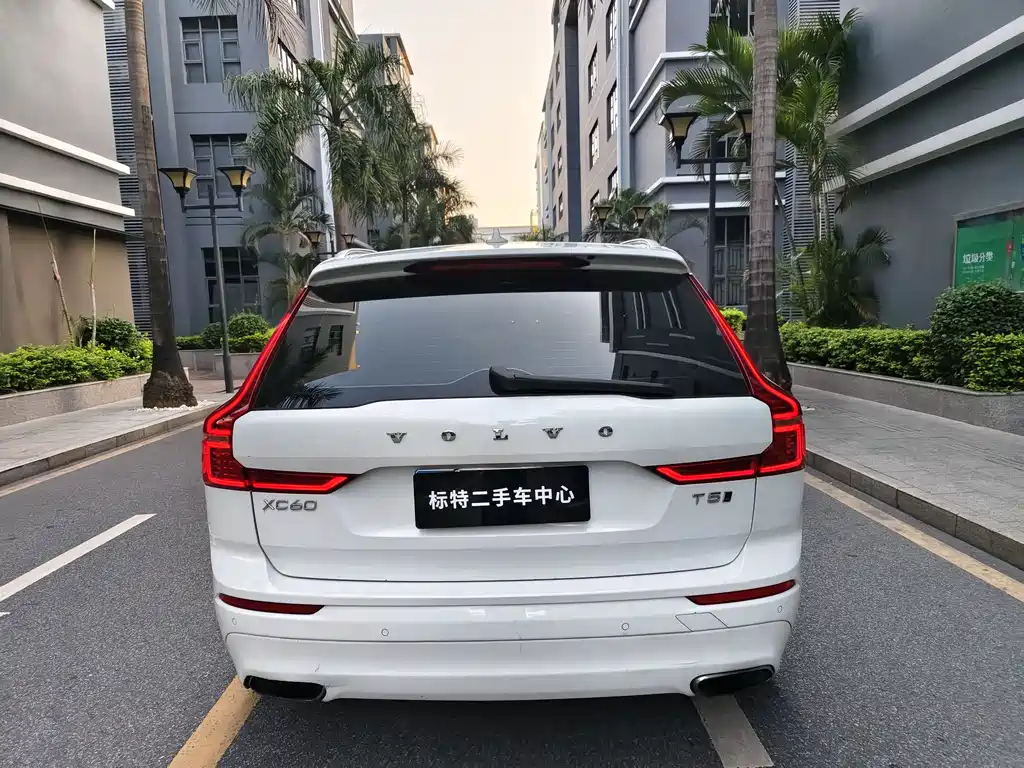 Volvo XC60 2018 T5
