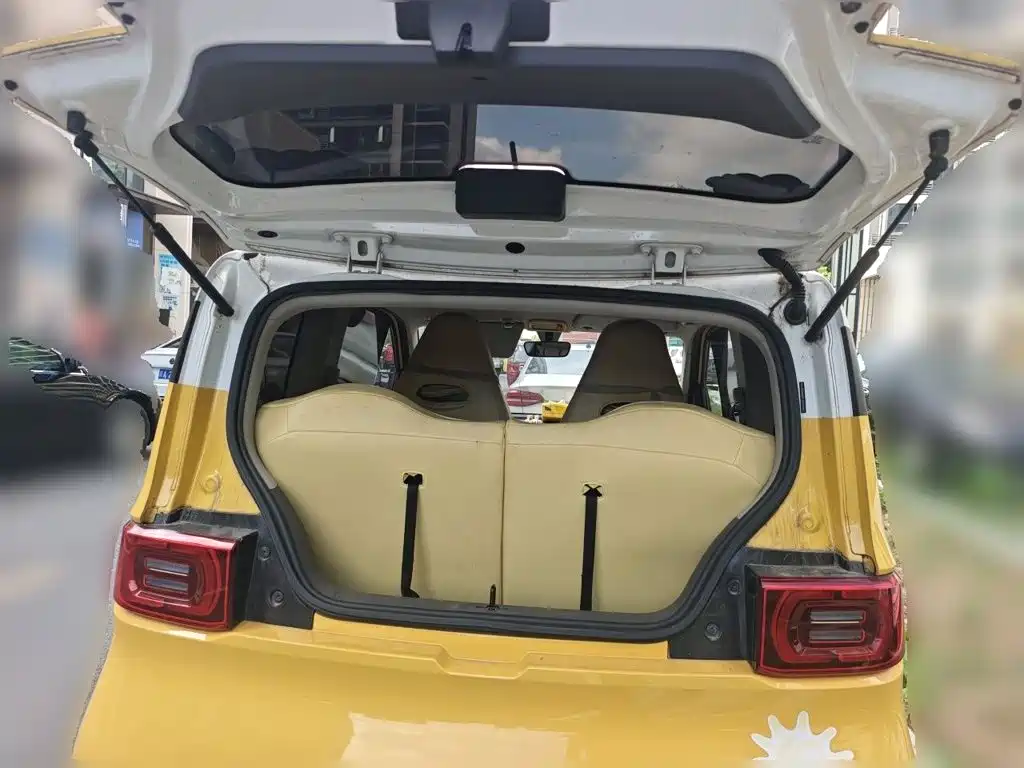Wuling MINIEV — миниатюра 20