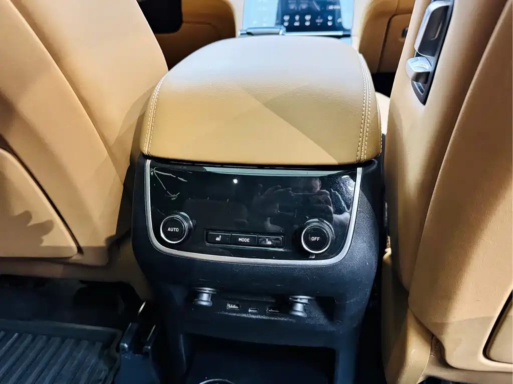 Li Auto Li ONE — миниатюра 18