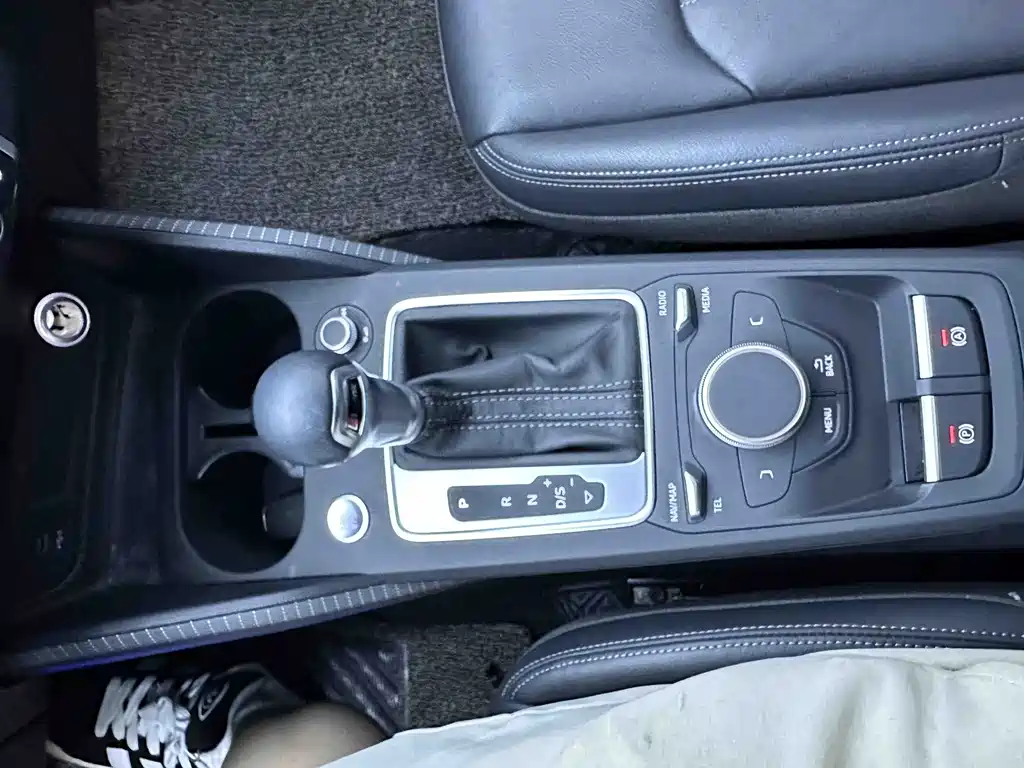 Audi Q2L — миниатюра 15