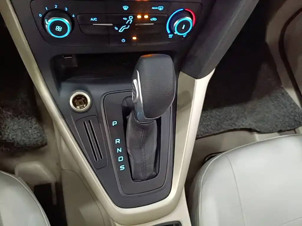 Ford Focus — миниатюра 14