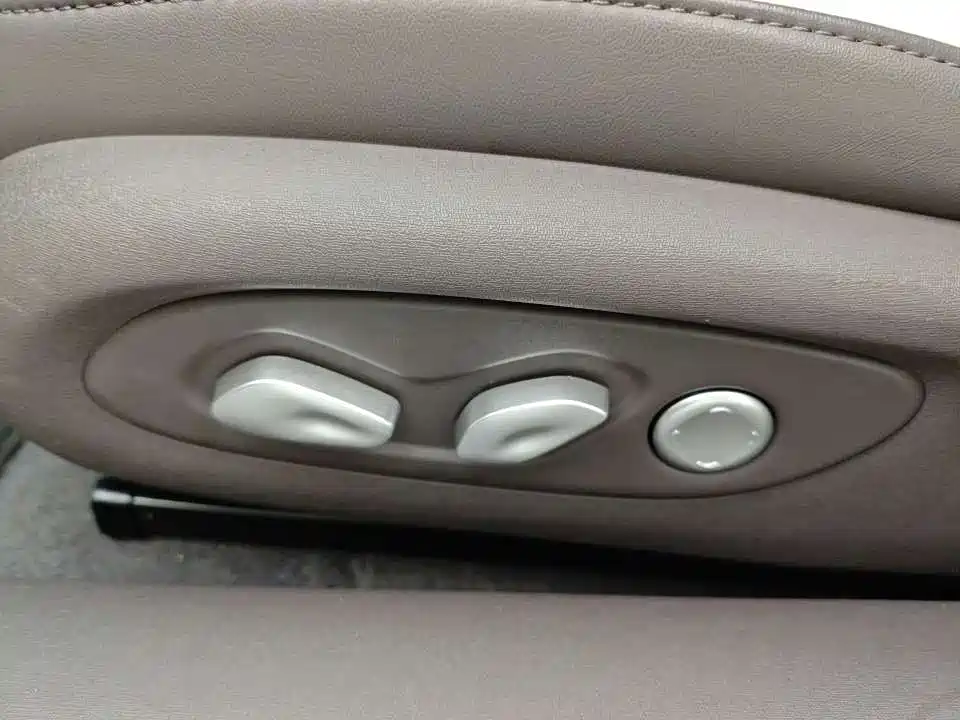 ZHIJI AUTOMOBILE ZHIJI L6