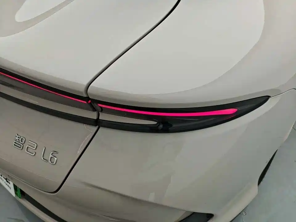 ZHIJI AUTOMOBILE ZHIJI L6