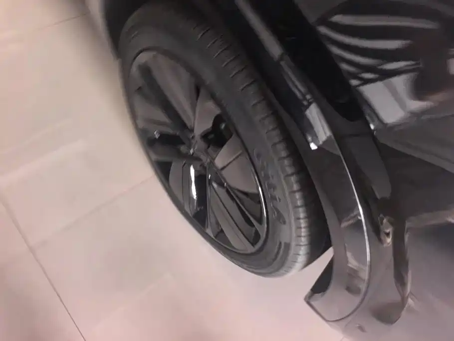 Li Auto Li L8 — миниатюра 6