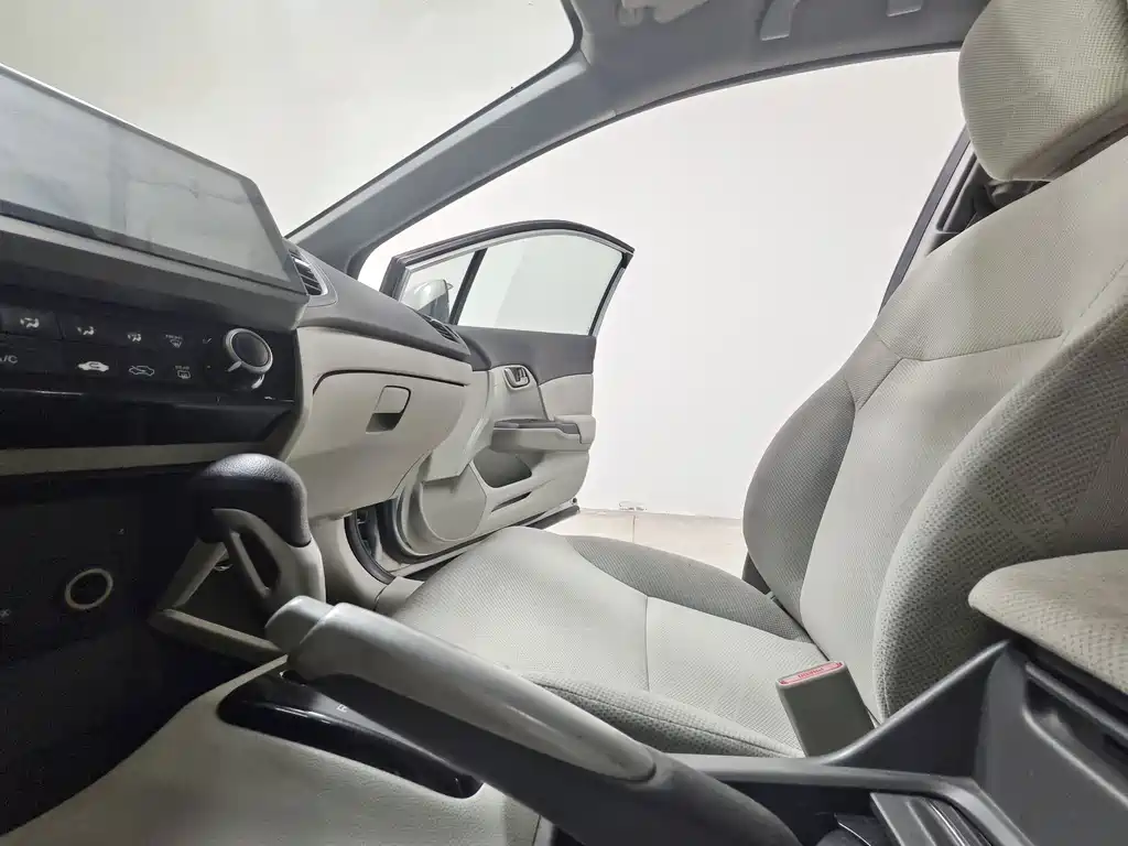 Honda Civic — миниатюра 11