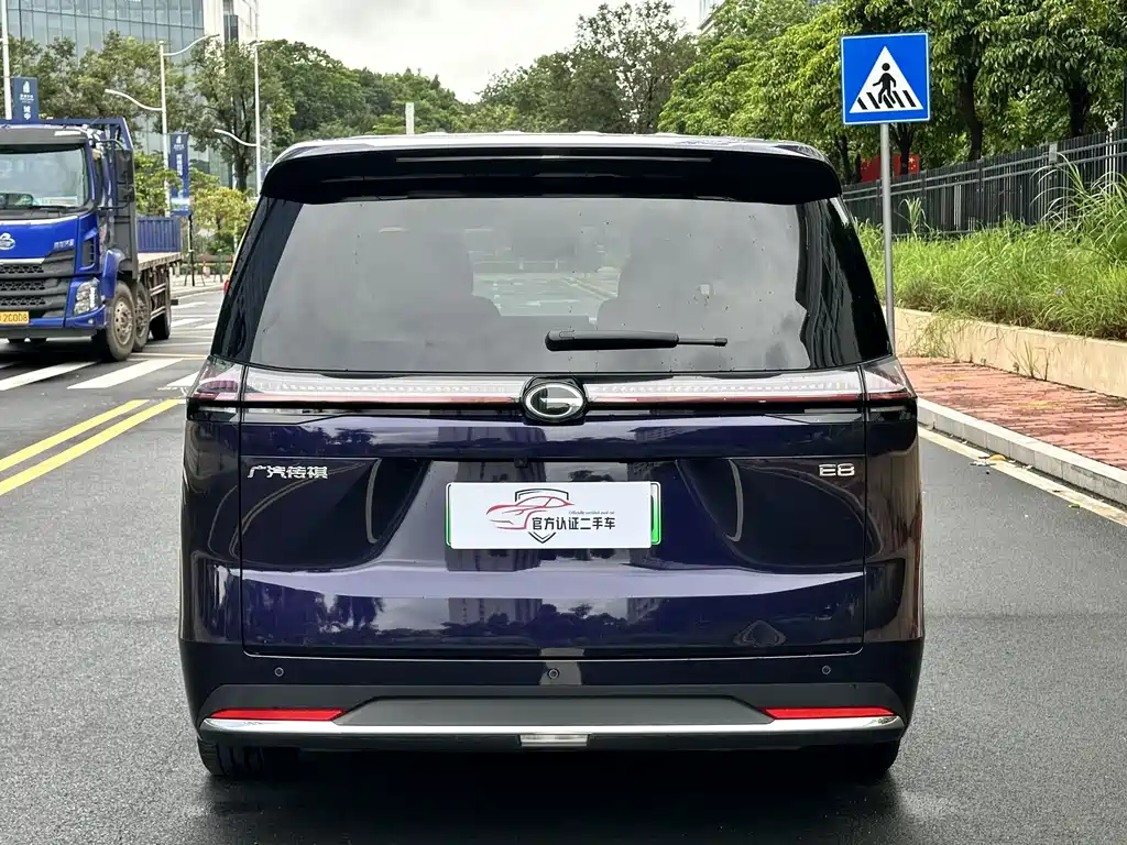 GAC Motor 传祺E8 PHEV — миниатюра 5