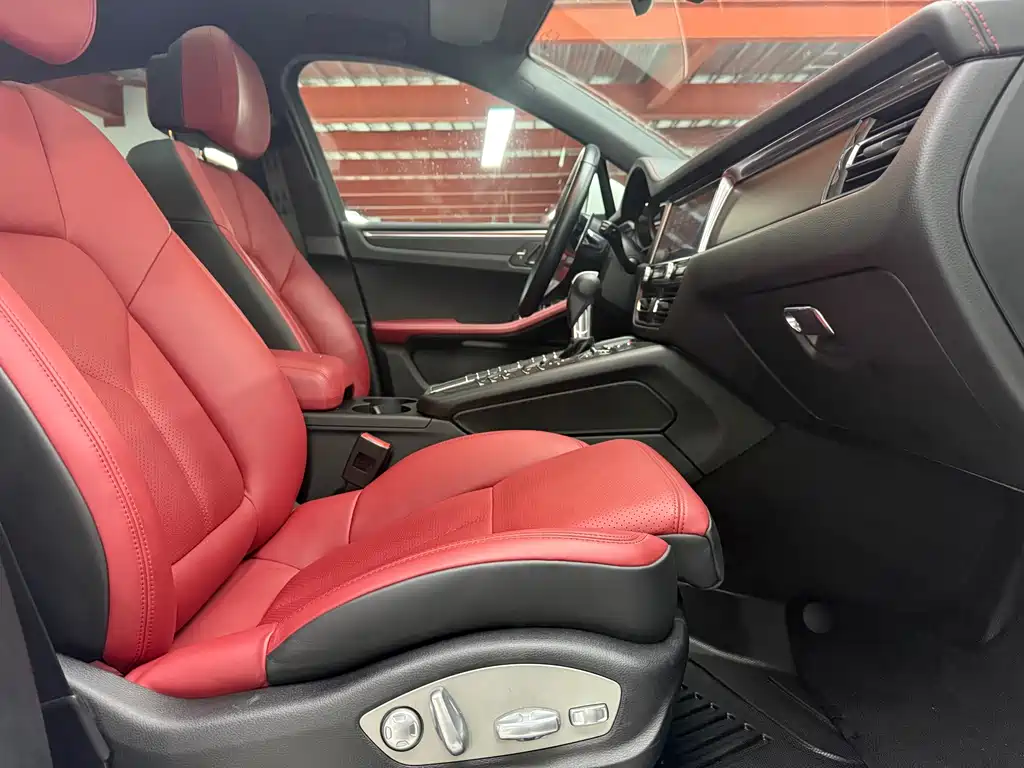 Porsche Macan — миниатюра 20