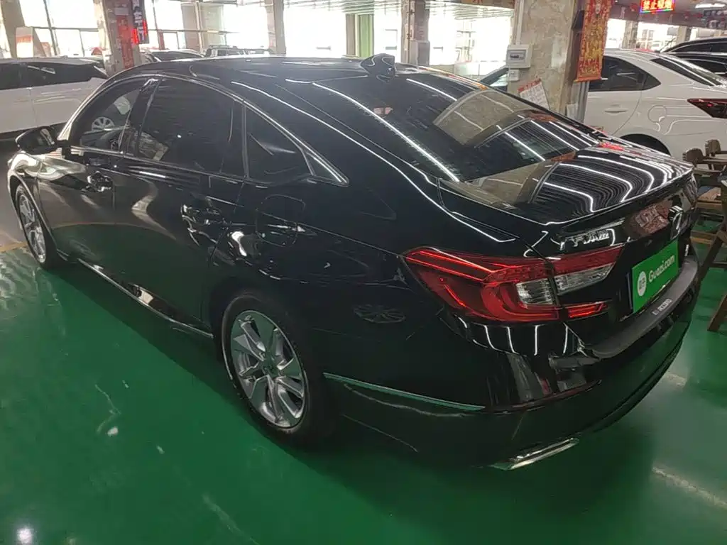 Honda Accord — миниатюра 5