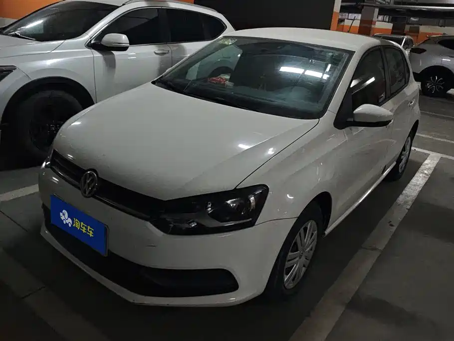 Volkswagen Polo 2015