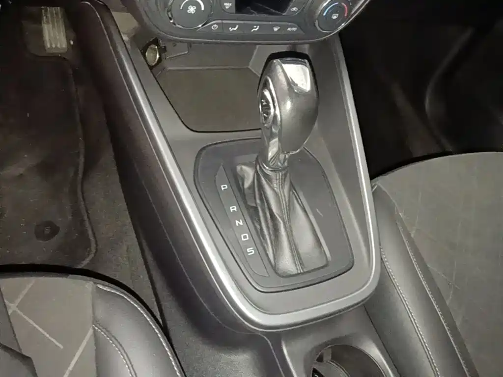 Ford Escort — миниатюра 14