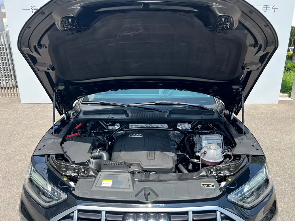 Audi Q5L — миниатюра 9