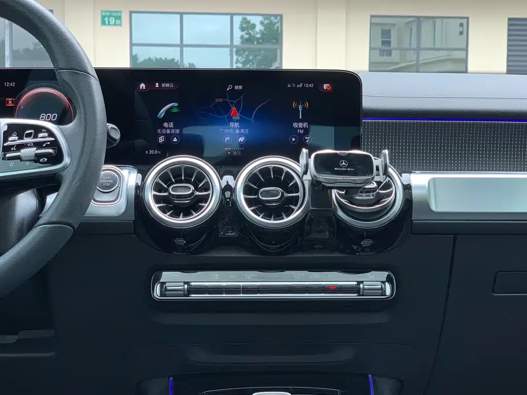 Mercedes-Benz GLB - фото 20