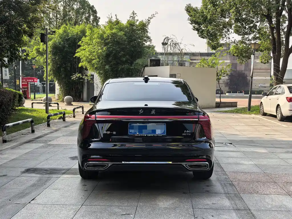 Hongqi Hongqi H5 — миниатюра 6